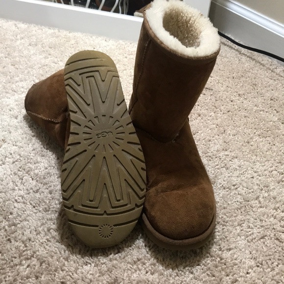 Uggs - Picture 3 of 3